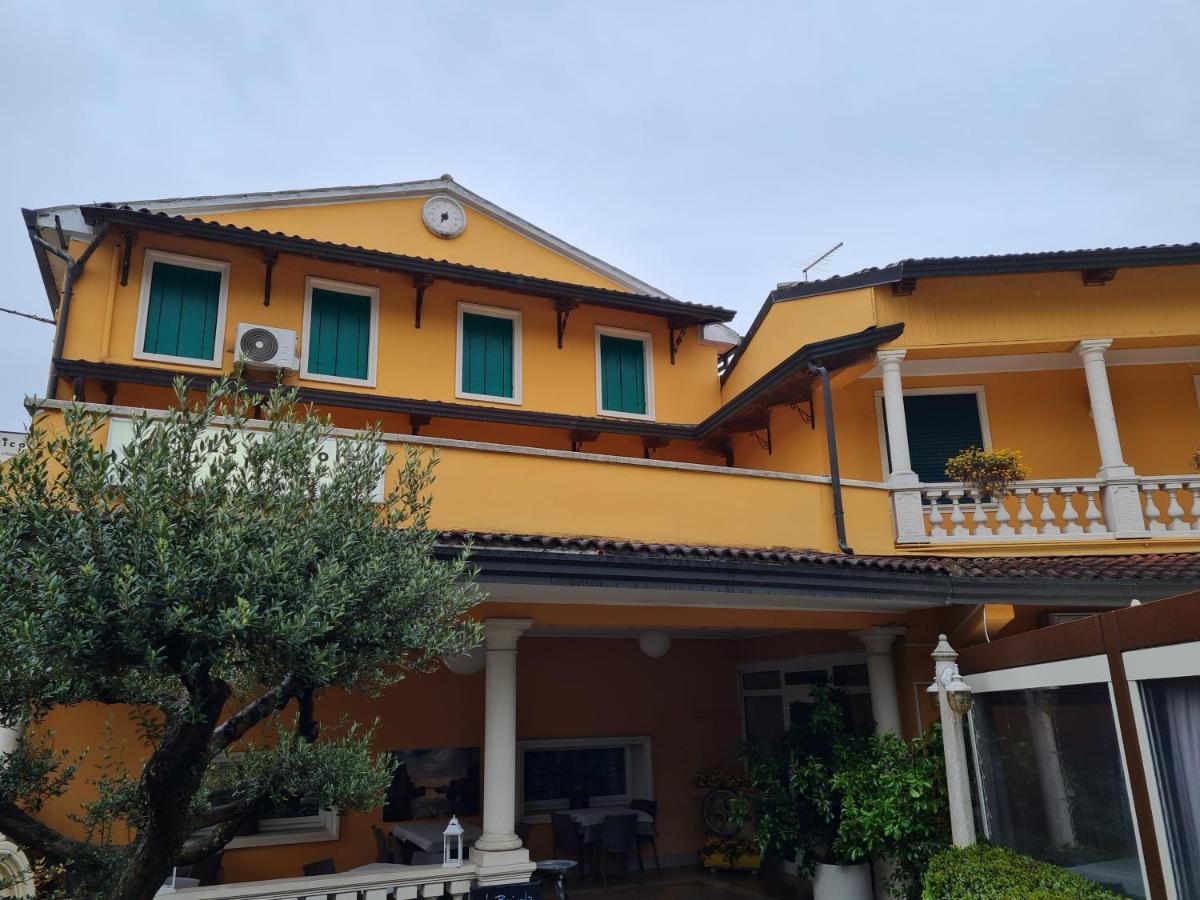 Casa Colonna Montegrotto Terme Apartment ภายนอก รูปภาพ